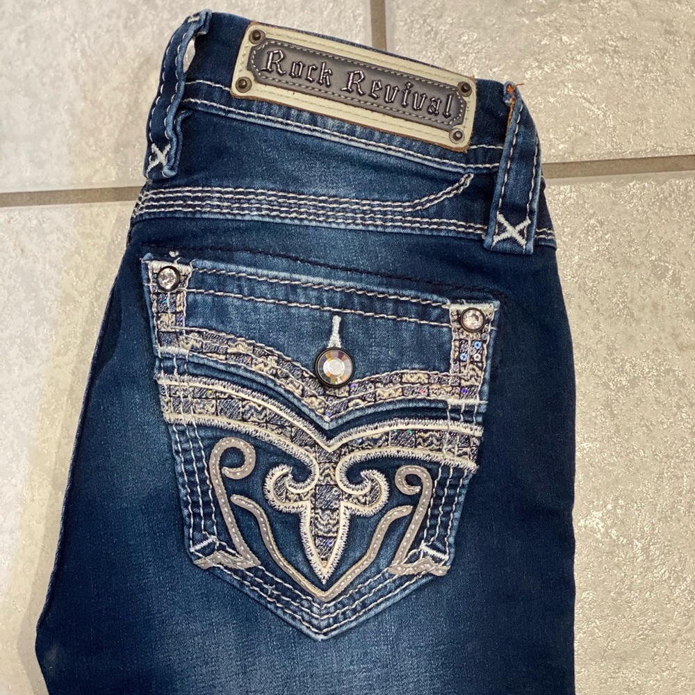 Women’s size 25 Rock Revival jeans